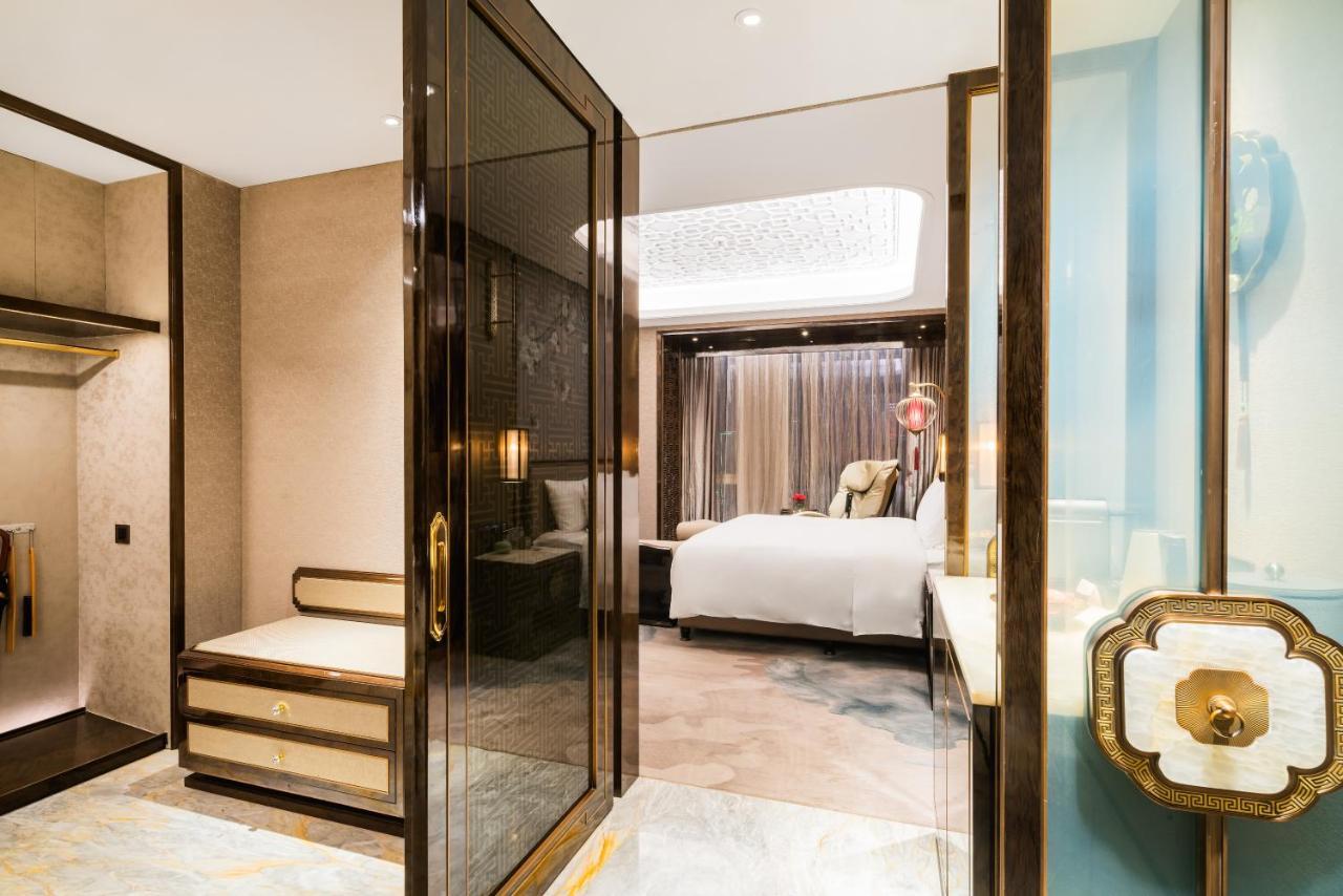 Wanda Reign Chengdu Hotel Kültér fotó