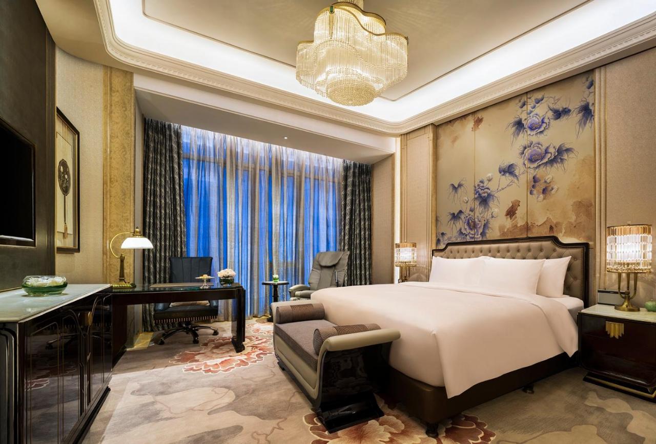 Wanda Reign Chengdu Hotel Kültér fotó