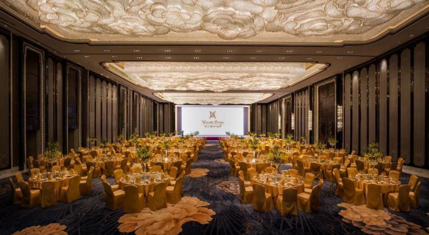 Wanda Reign Chengdu Hotel Kültér fotó