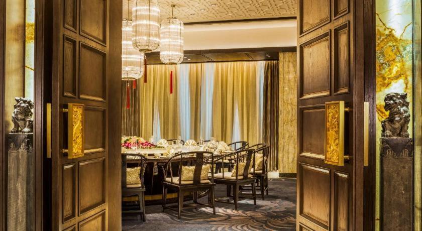 Wanda Reign Chengdu Hotel Kültér fotó